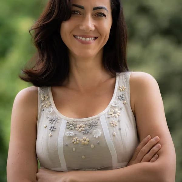 Laura, 45